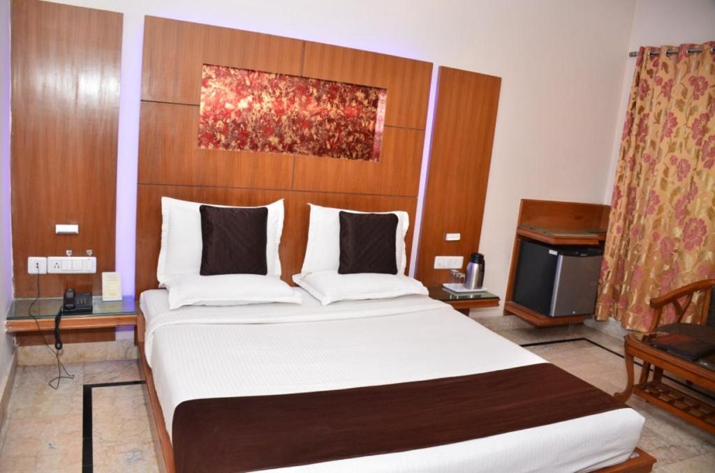 Hotel Basera Brij Bhoomi Vrindāvan Zewnętrze zdjęcie