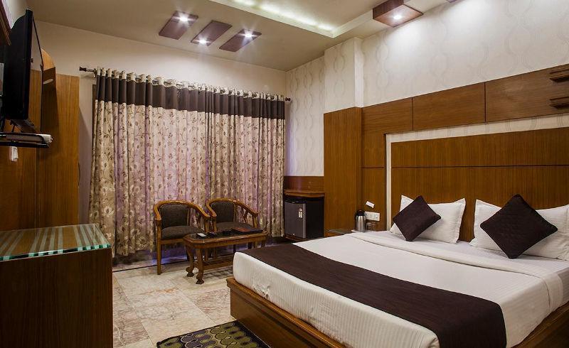 Hotel Basera Brij Bhoomi Vrindāvan Zewnętrze zdjęcie